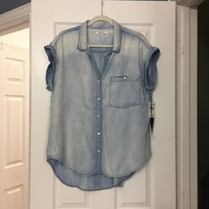 😍super cute chambray shirt XL😍
