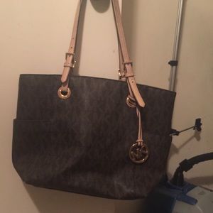 It used normal,sale$100 original price 145