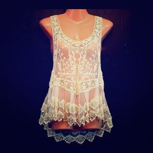 Crochet and lace flared hem tank. Size L. Ivory.