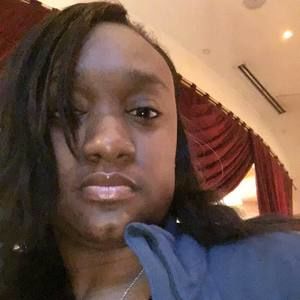 Meet your Posher, Erica