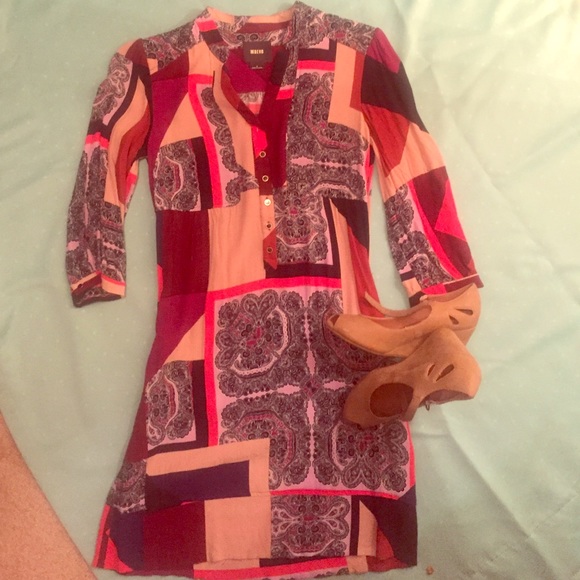 Anthropologists Maeve Dress