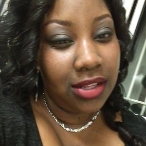 Meet your Posher, Ebony