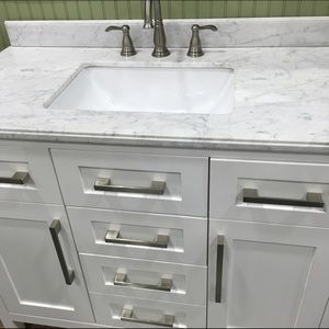 Meet your Posher, Sanita