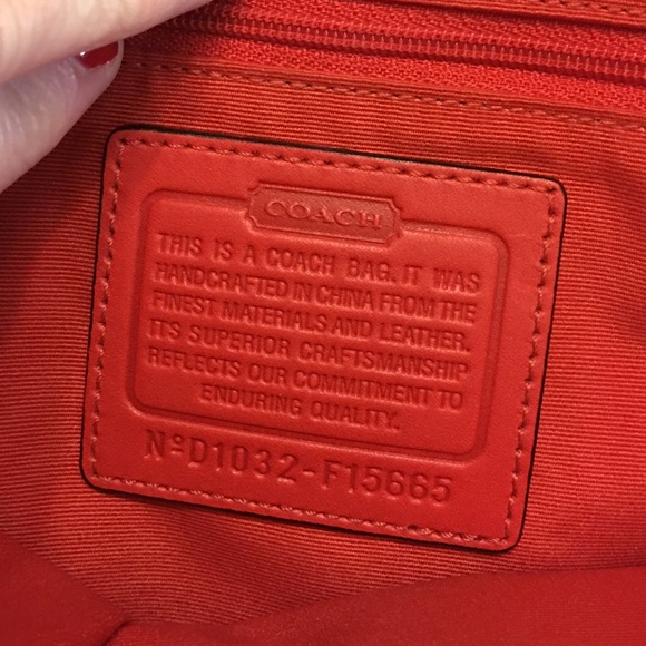 COACH Hampton Leather Jacquard Signature - Picture 4 of 4