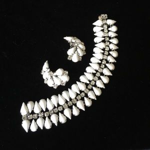 🎉HP🎉 Vintage KRAMER bracelet and earrings set