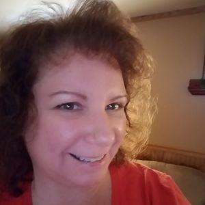 Meet your Posher, Becky