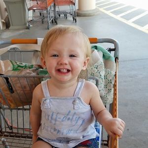 Meet your Posher, Holly