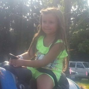 Meet your Posher, Twyla