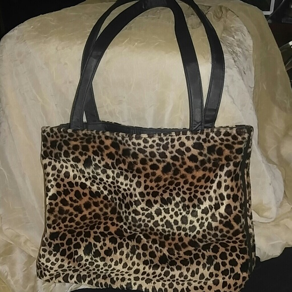 EUC CHEETAH PRINT SHOULDER BAG - Picture 1 of 2