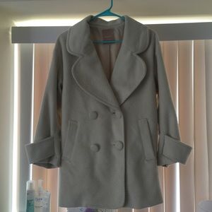 Dazzlin milky white coat