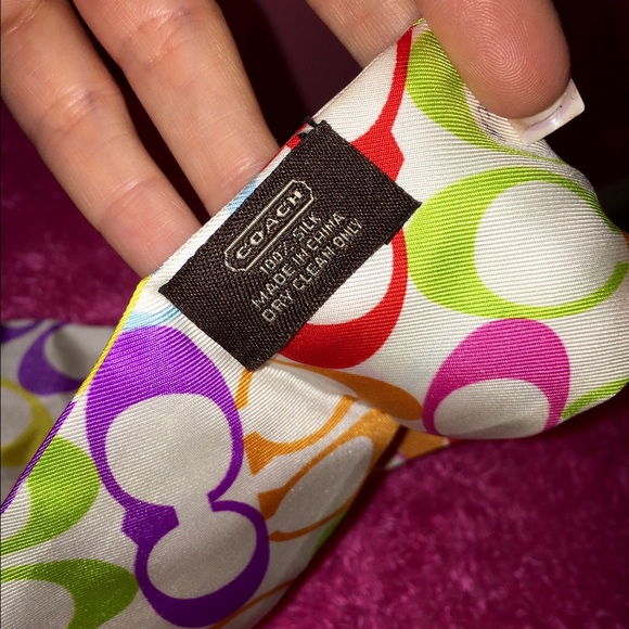 Coach Signature Scarf & Pony. Rare & Vibrant!!NWOT - Picture 2 of 3