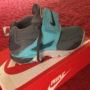 Nike Air Diamond Turf