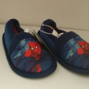 Bedroom slippers