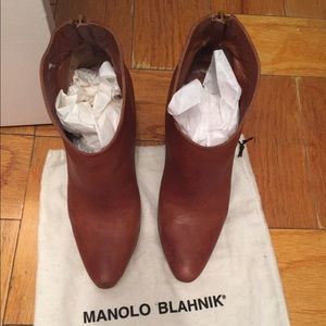 Manolo Blahnik tan booties perfect for all seasons