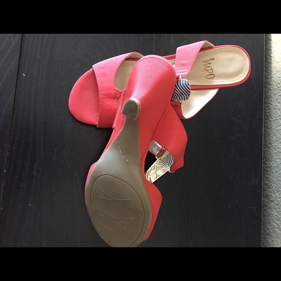 Impo stylish Sandals - Picture 2 of 2