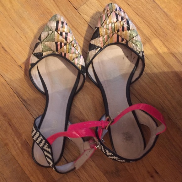 Size 9 flats