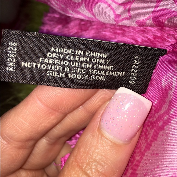 HOT HOT HOT Pink & Sexy Coach Signature Scarf - Picture 2 of 4