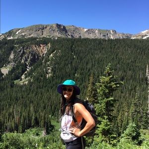 Meet your Posher, Brittany