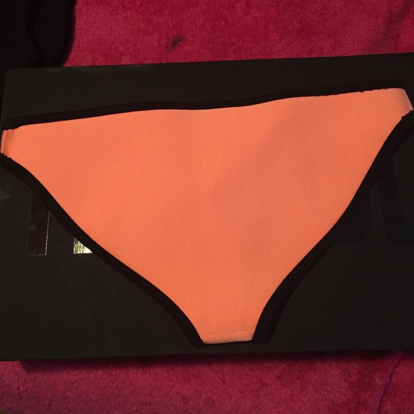 🌸TRADED🌸 - Picture 2 of 3