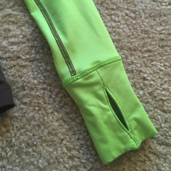 ❌❌sold ❌❌Underarmour cold gear long sleeve layer - Picture 2 of 4