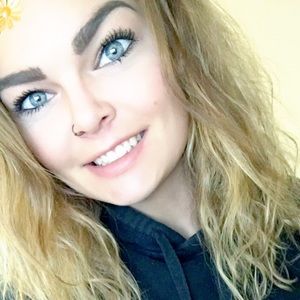 Meet your Posher, Jordyn