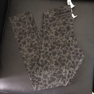 Gray Garage leggings