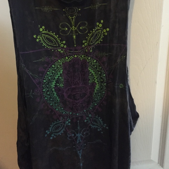 Women's trippy shirt