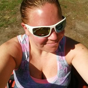 Meet your Posher, Jenny