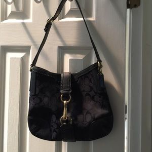 Small Coach shoulder bag