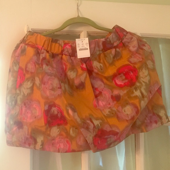 Flowered skirt