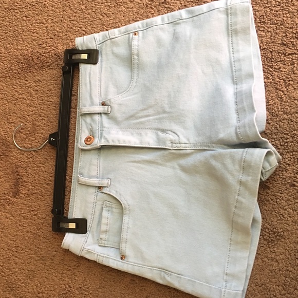 Forever 21 High Waisted Shorts - Picture 3 of 4