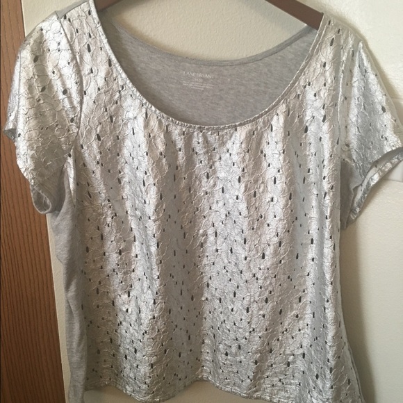Like New Layne Bryant Silver And Grey Shirt