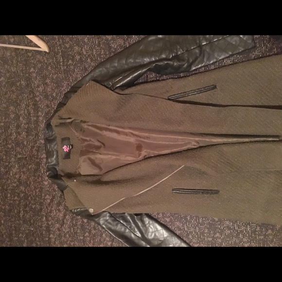 Fall jacket - Picture 2 of 2
