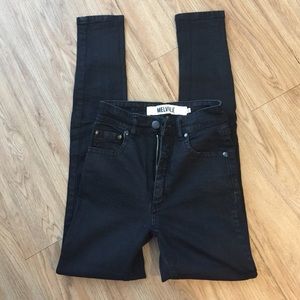 Brandy Melville black high waisted skinny jeans