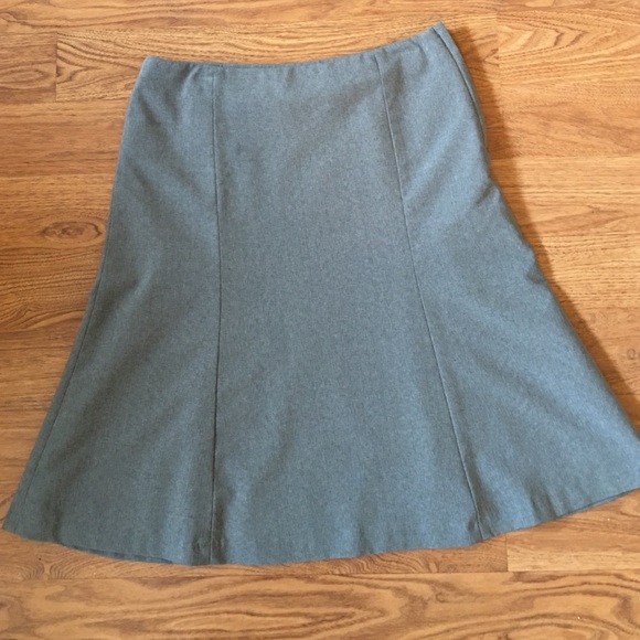 SOLD Gap grey A-line skirt