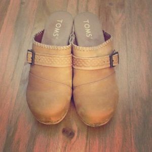 TOMS Clogs W7 ALL OFFERS CONSIDERED!