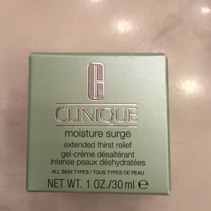 Clinique moisture surge