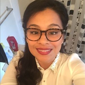 Meet your Posher, Noemi