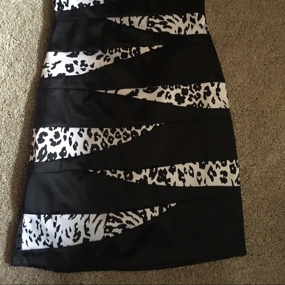 Mini Dress - Picture 2 of 4