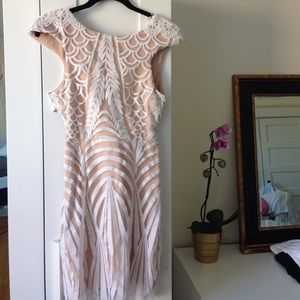 Beautiful dress with flower mesh details small