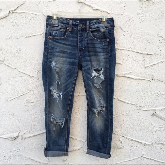 Fits like a 0 AE Boyfriend Cropped Jeans