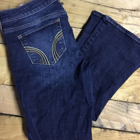 Hollister Jeans - Picture 1 of 1