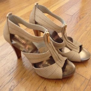 Michael Kors high heels tan bronze size 8