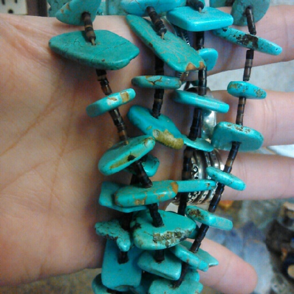 Vintage Navajo/Santo Domingo Necklace with Jacla - Picture 2 of 4