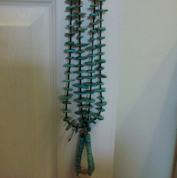 Vintage Navajo/Santo Domingo Necklace with Jacla - Picture 3 of 4