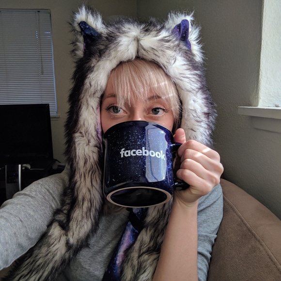 Meet your Posher, Jennifer - Picture 4 of 4