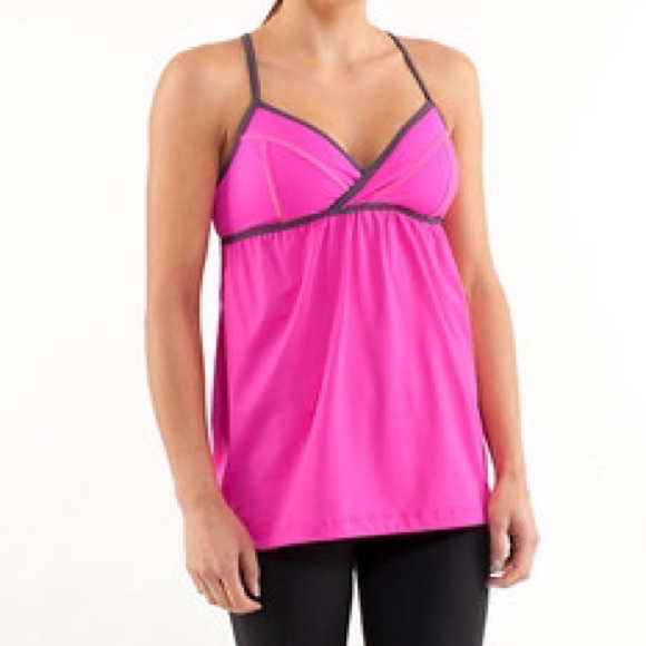 Lululemon rehearsal tank