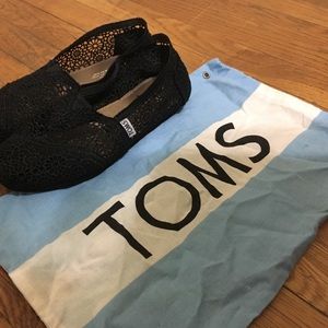 TOMS w bag included ✨✨