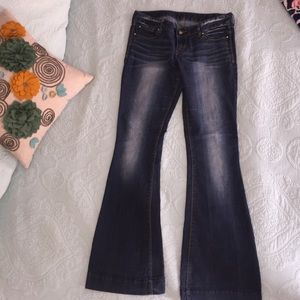 Express Flare Jeans