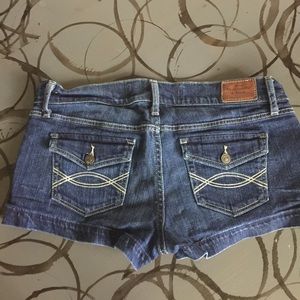 Abercrombie & Fitch size 6/ w28 shorts